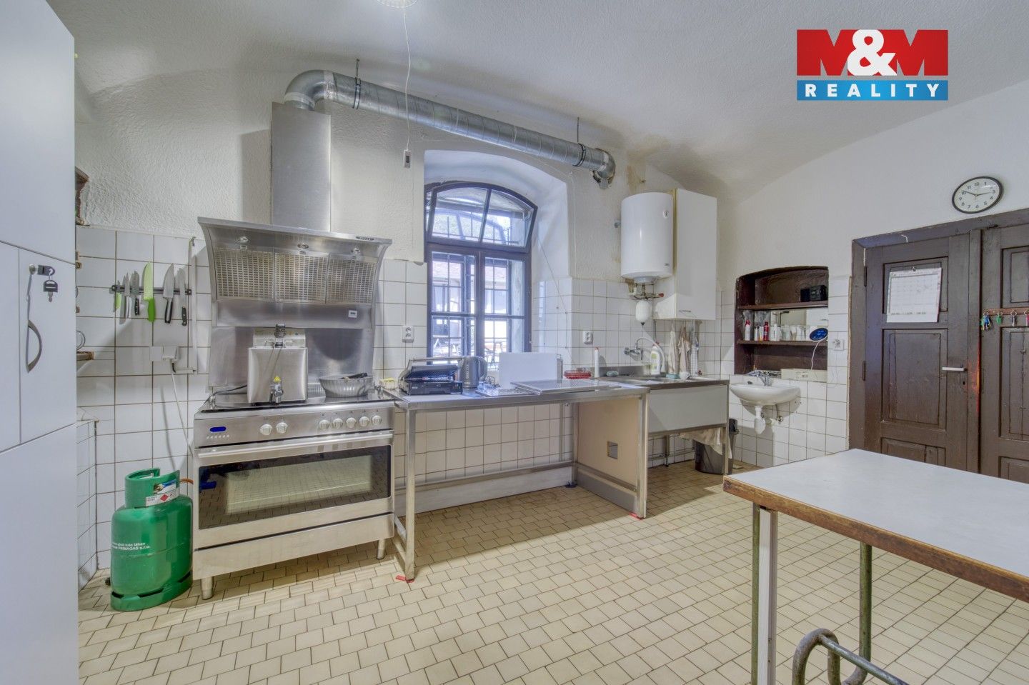 Prodej komerčního prostoru 633 m² - foto 9