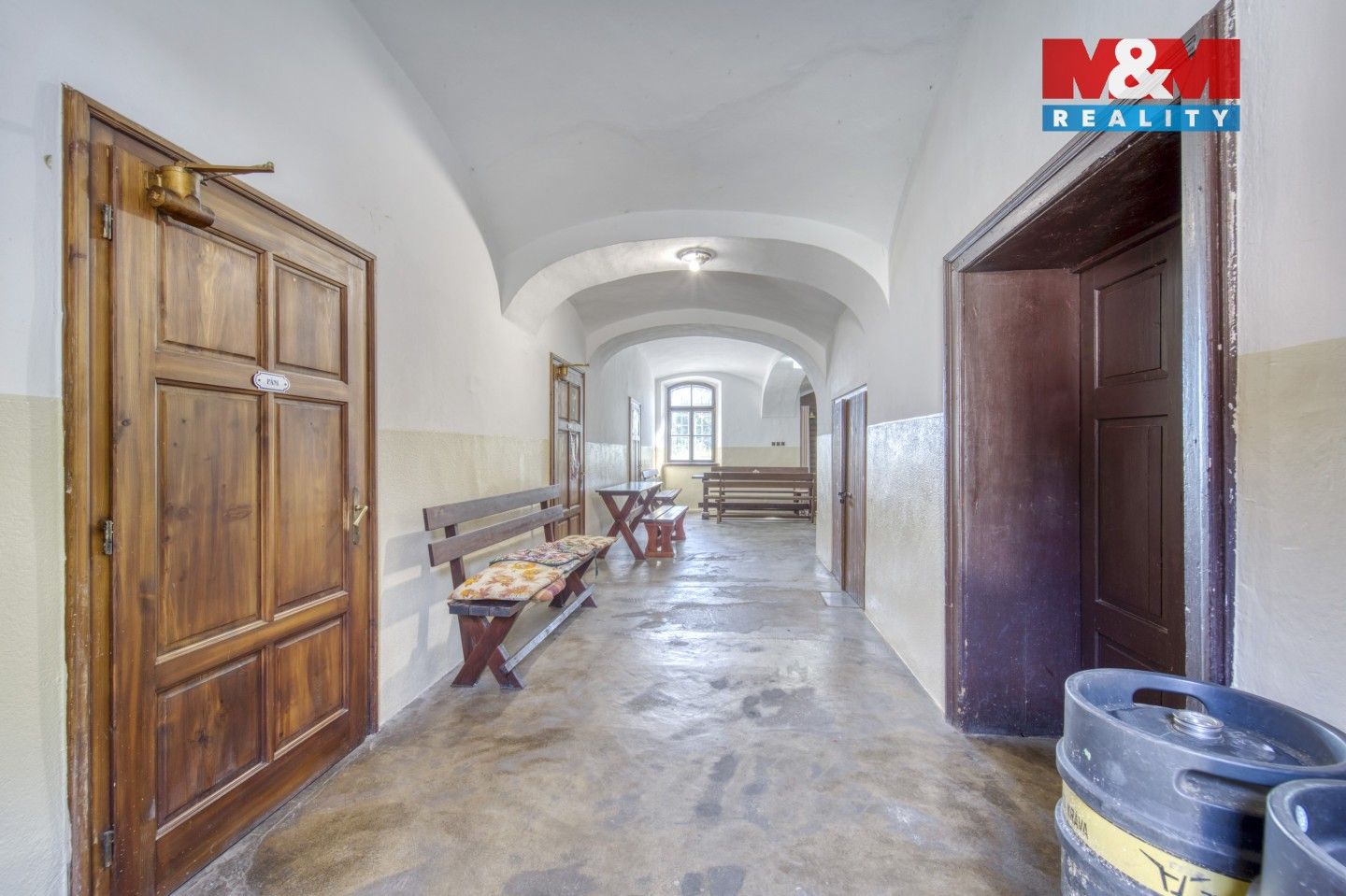 Prodej komerčního prostoru 633 m² - foto 10