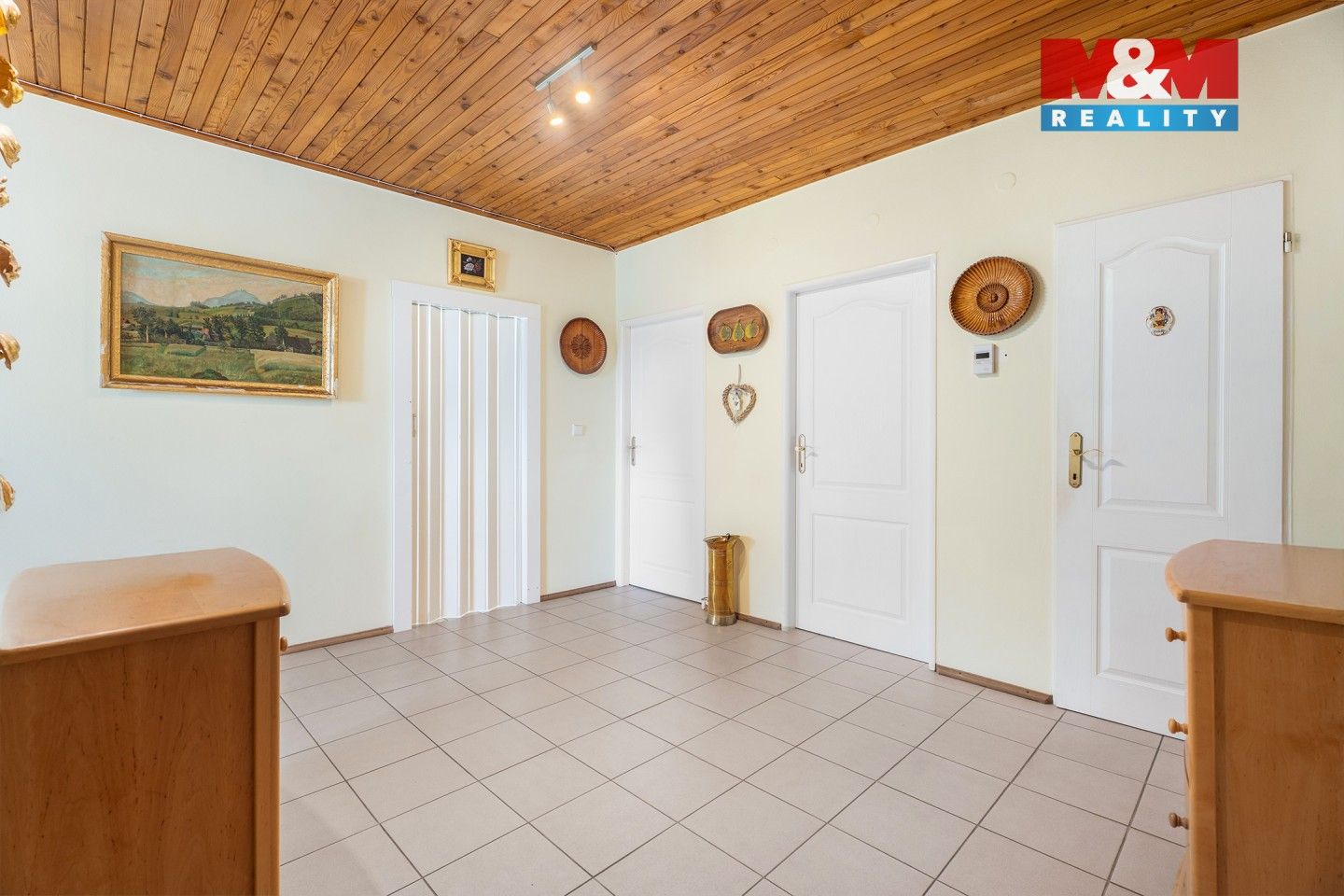 Prodej komerčního prostoru 239 m² - foto 17