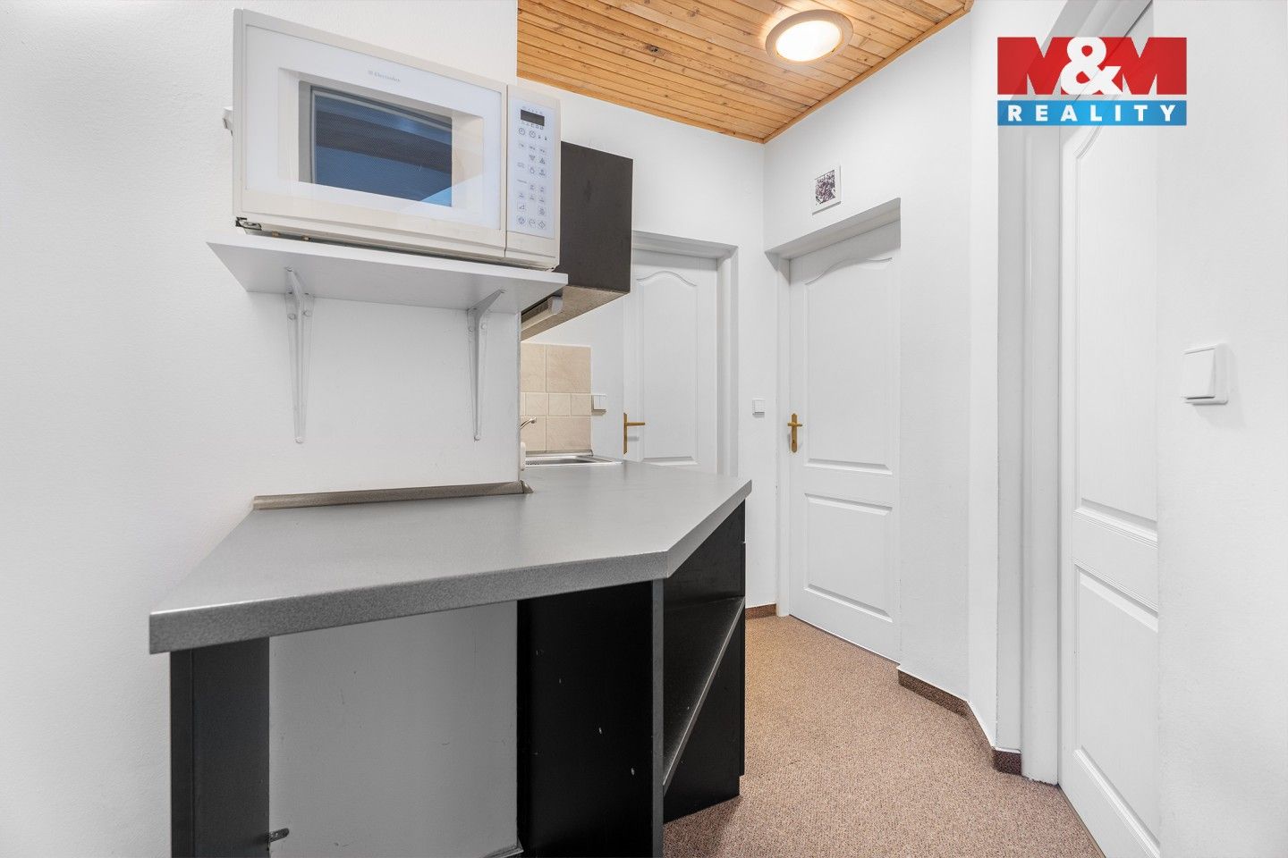 Prodej komerčního prostoru 239 m² - foto 24