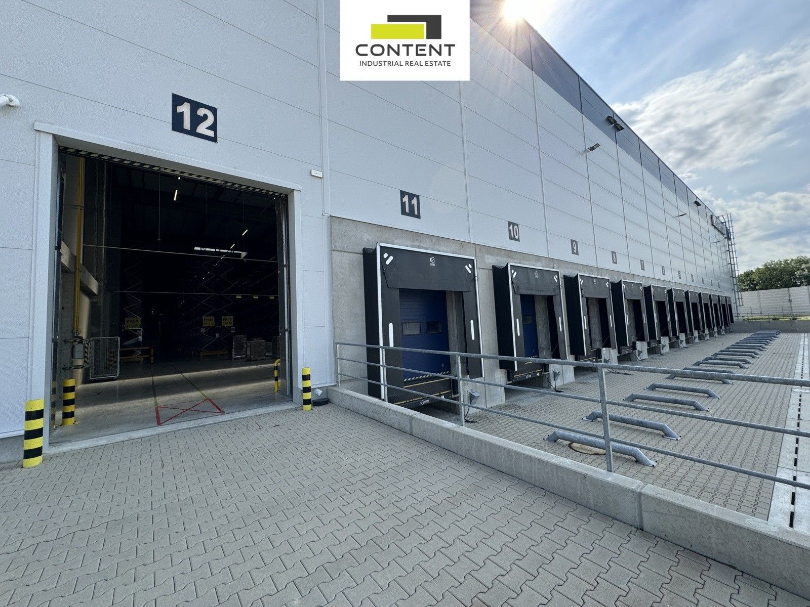 Pronájem komerčního prostoru 20000 m² - foto 4