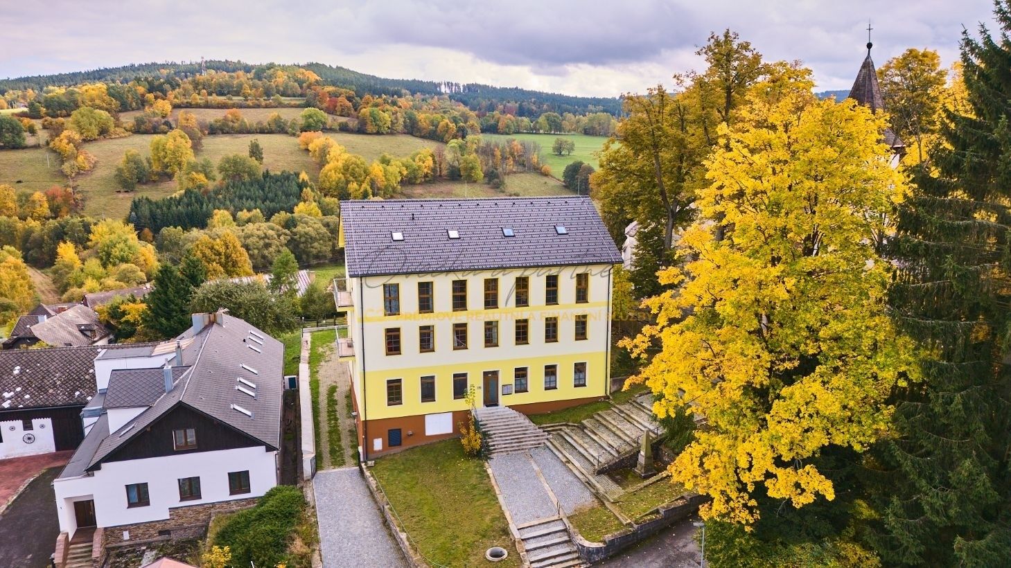 Prodej bytu 2+kk 105 m² - foto 4