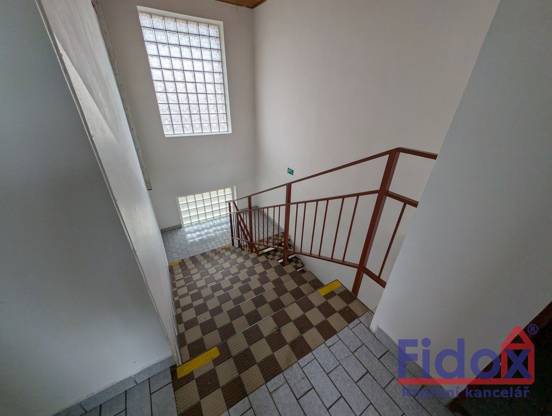 Prodej komerčního prostoru 255 m² - foto 20