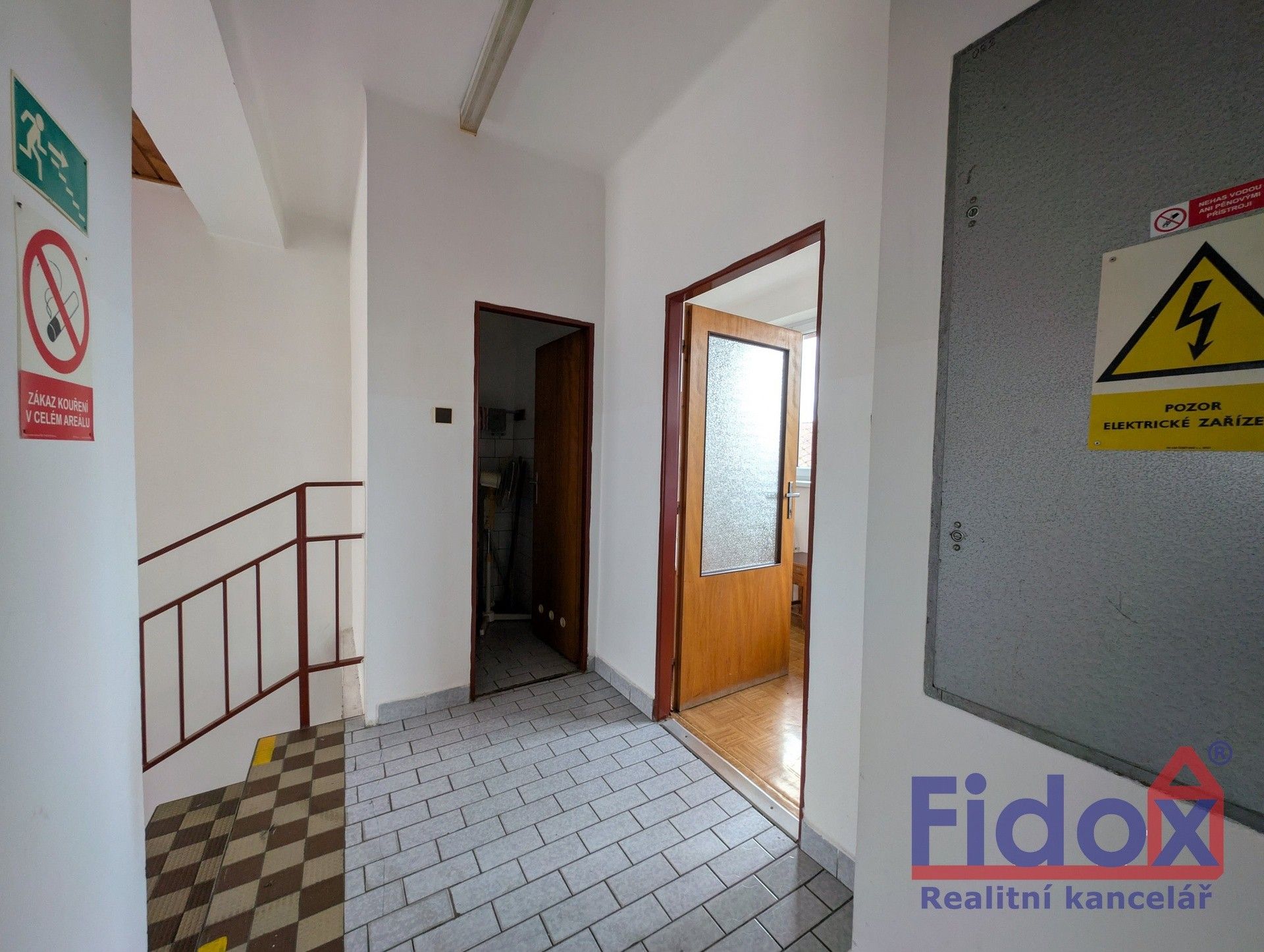 Prodej komerčního prostoru 255 m² - foto 19