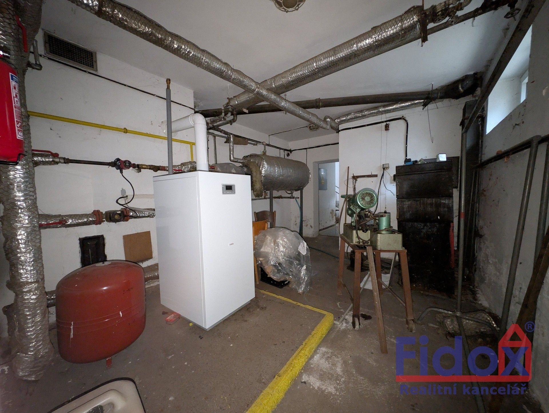 Prodej komerčního prostoru 255 m² - foto 21
