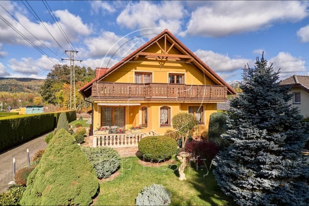 Prodej domu 210 m² - foto 1