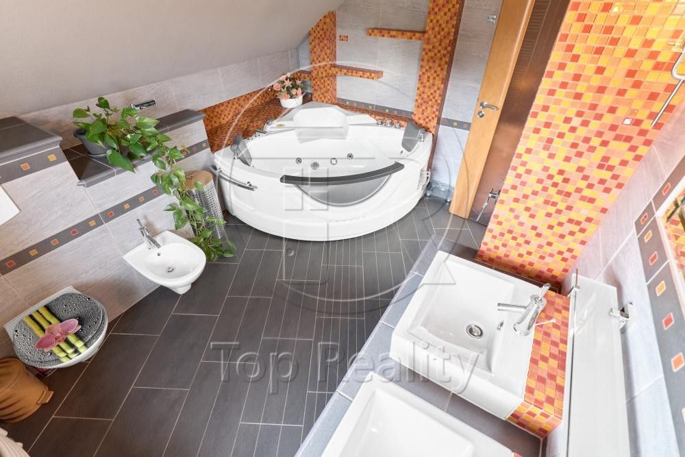 Prodej domu 210 m² - foto 32
