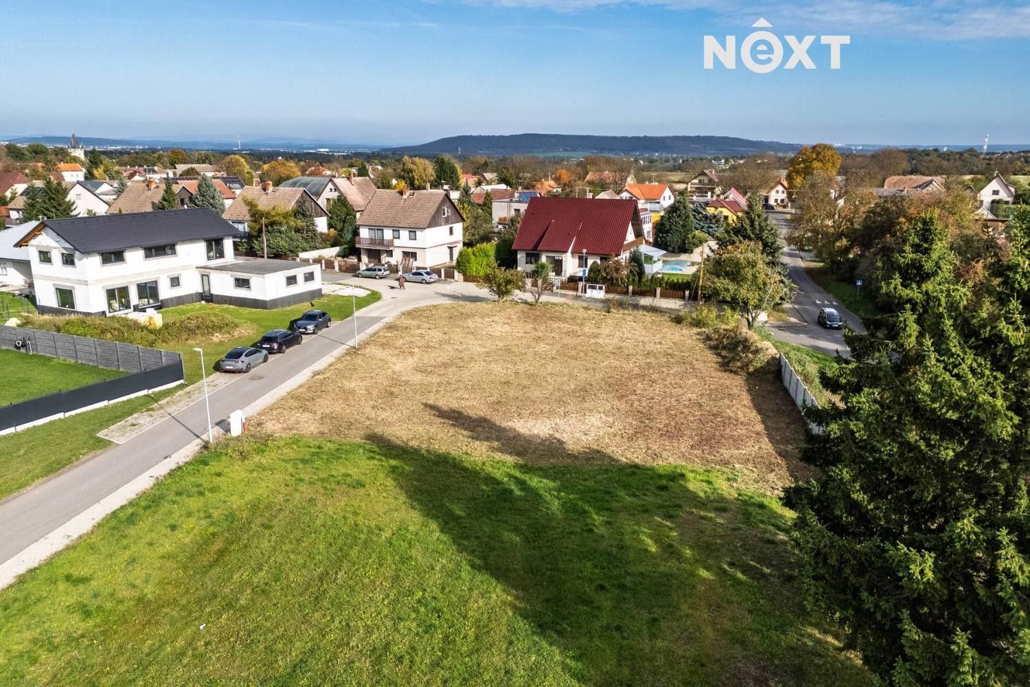 Prodej pozemku 1037 m² - foto 1