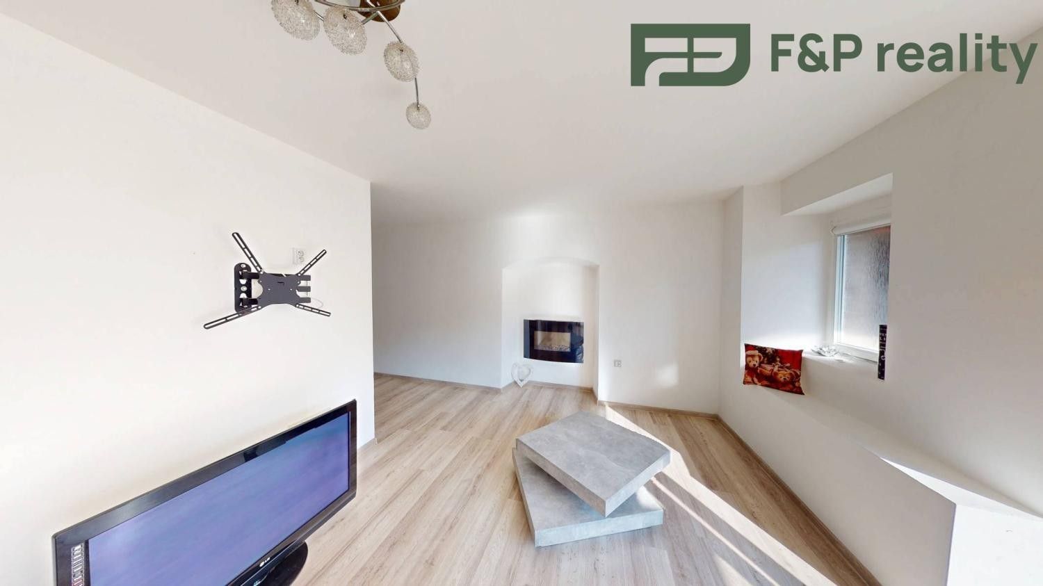 Prodej bytu 2+kk 77 m² - foto 4