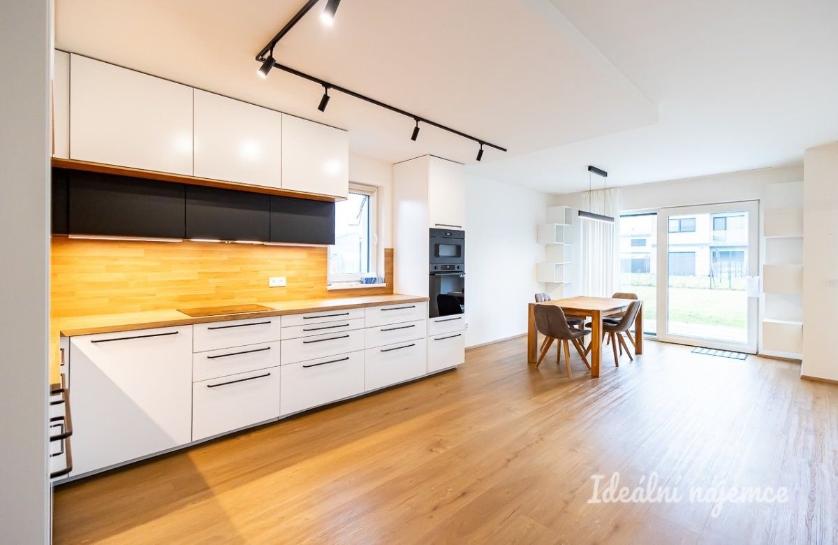 Pronájem domu 120 m² - foto 4