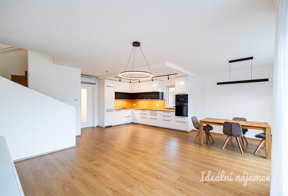 Pronájem domu 120 m² - foto 29