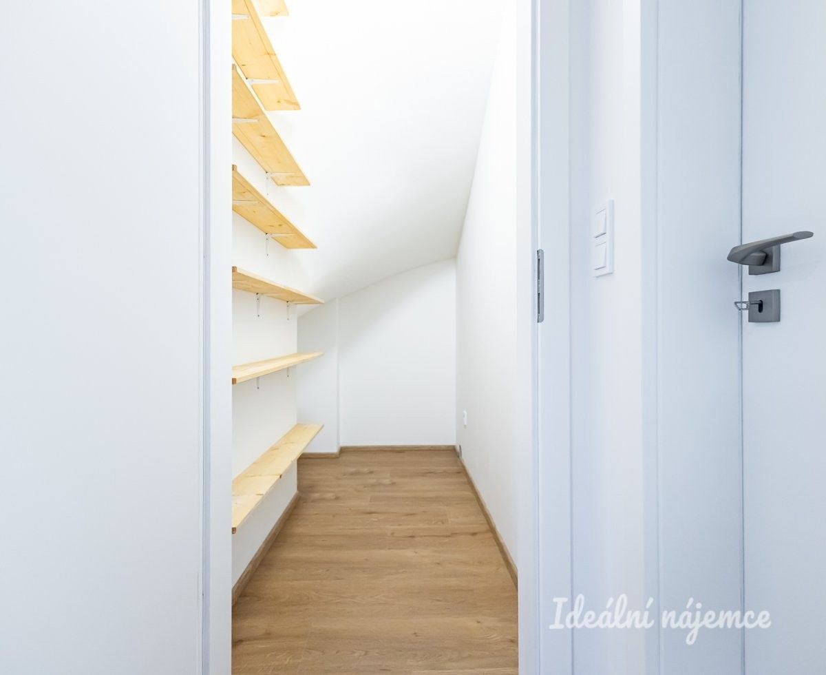 Pronájem domu 120 m² - foto 28