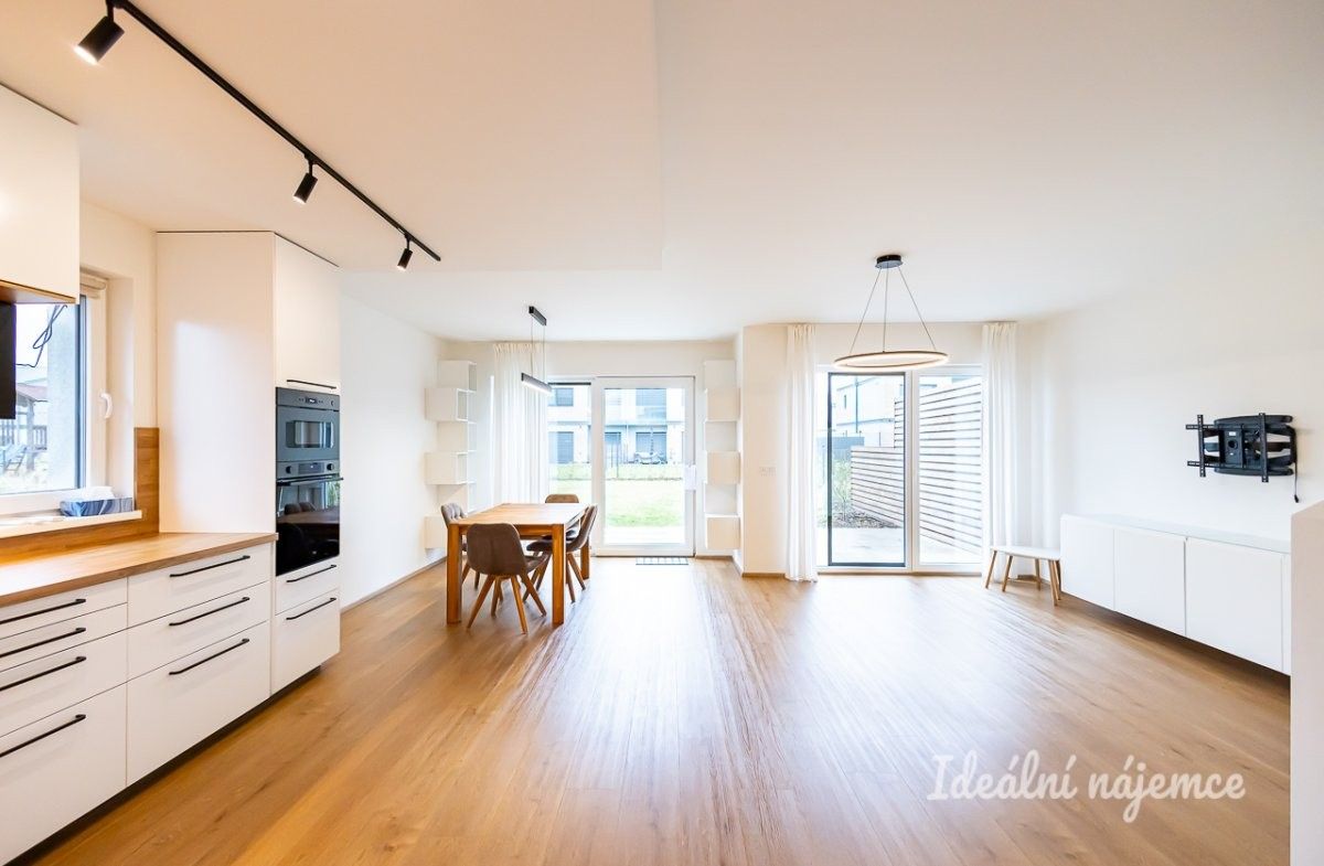 Pronájem domu 120 m² - foto 32