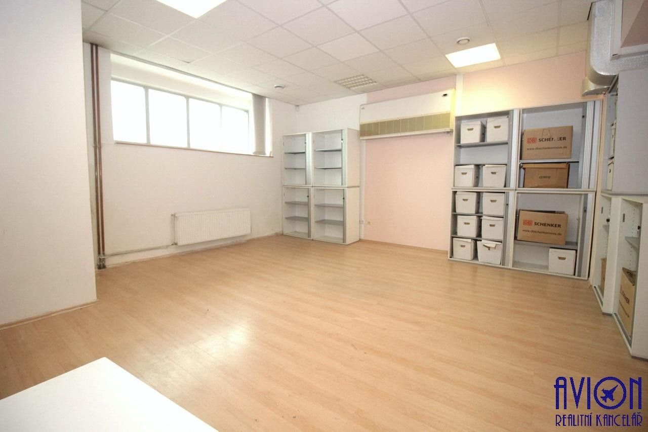 Pronájem komerčního prostoru 103 m² - foto 2