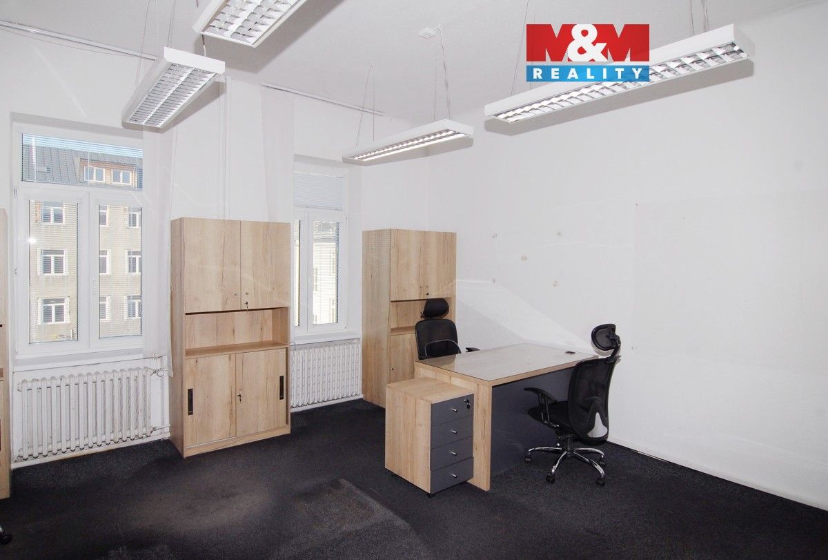 Pronájem komerčního prostoru 135 m² - foto 1