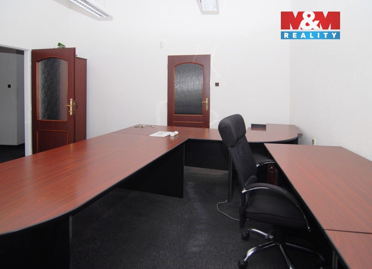 Pronájem komerčního prostoru 135 m² - foto 3