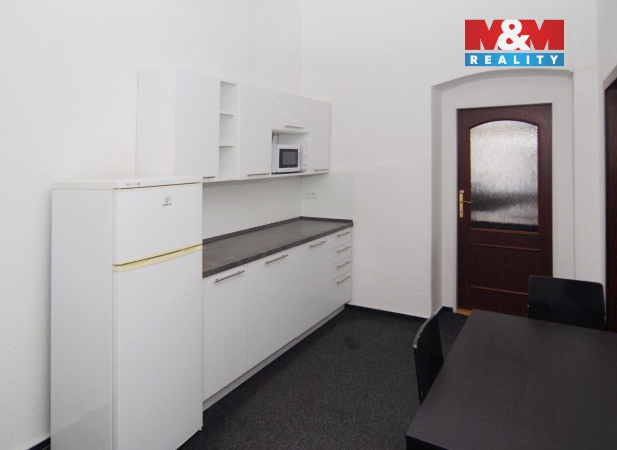 Pronájem komerčního prostoru 135 m² - foto 7