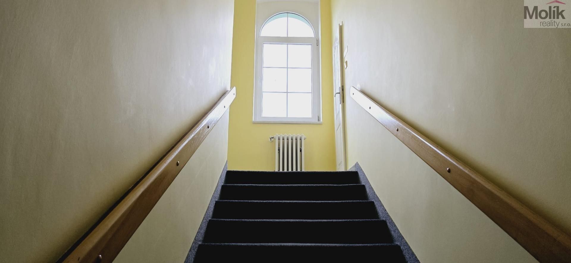 Pronájem komerčního prostoru 140 m² - foto 3