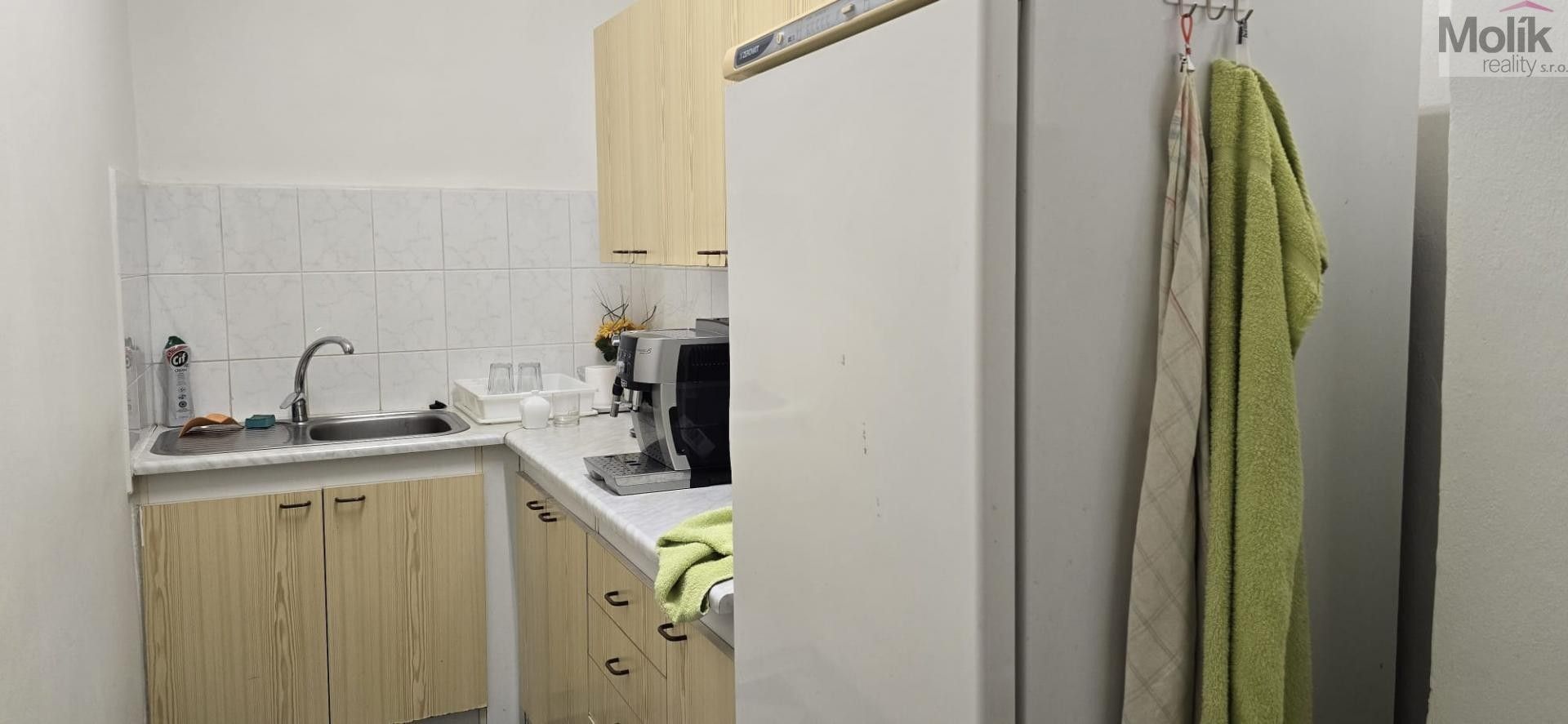 Pronájem komerčního prostoru 140 m² - foto 15