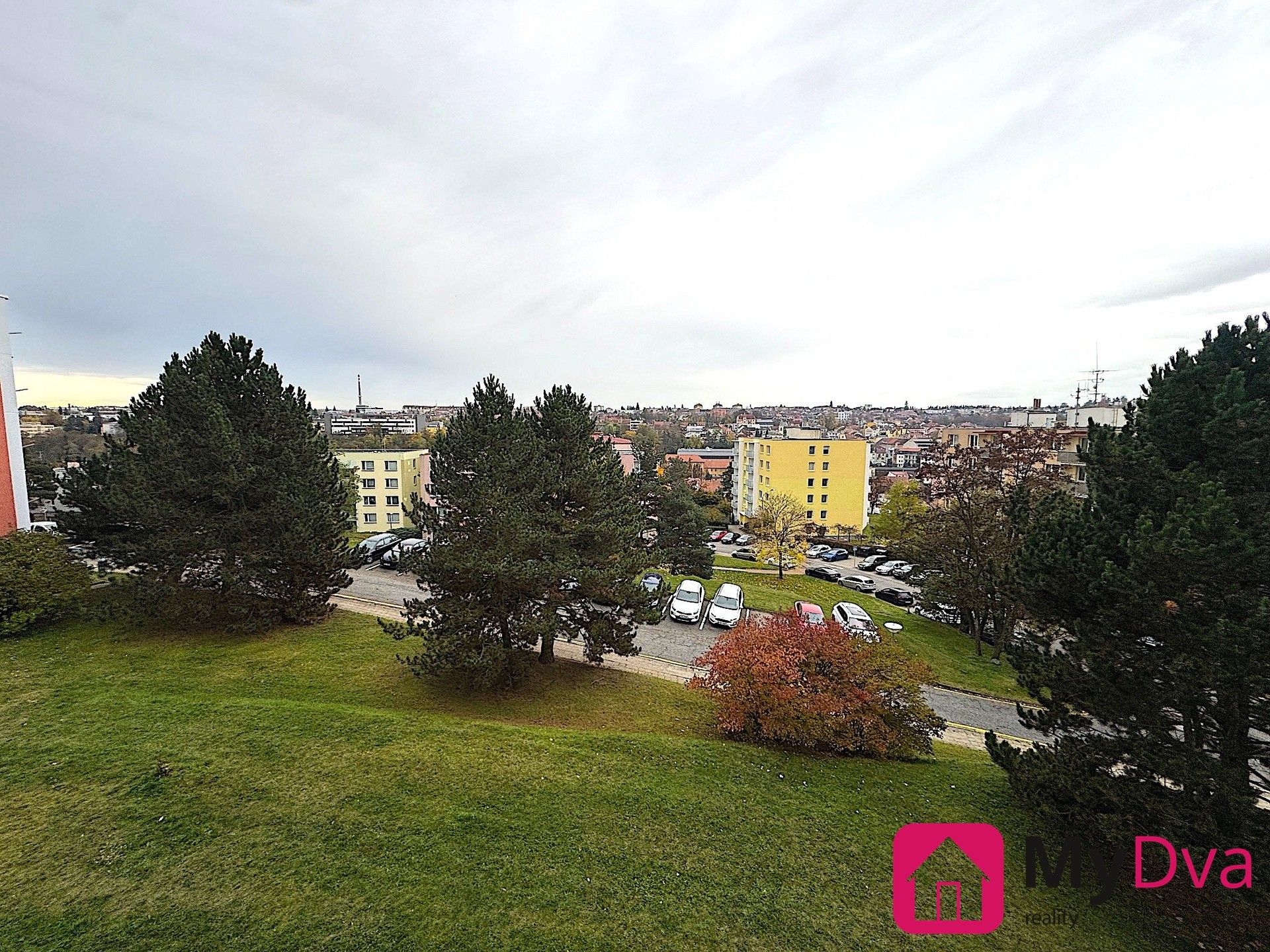 Pronájem bytu 1+1 32 m² - foto 9