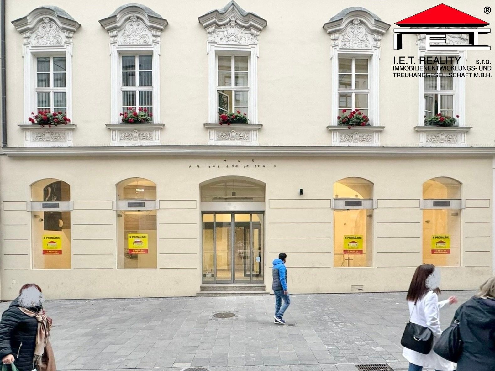 Pronájem komerčního prostoru 260 m² - foto 1