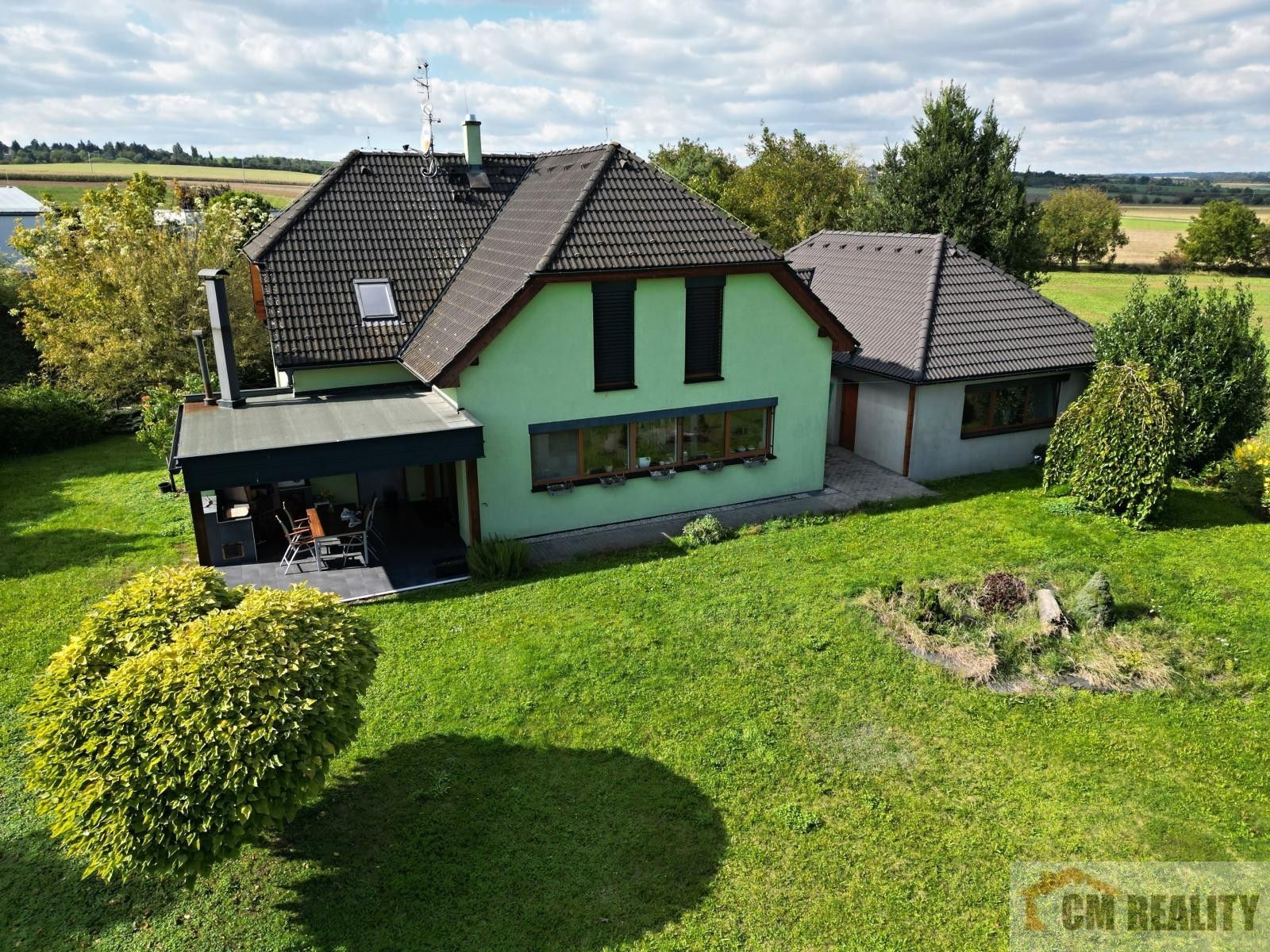 Prodej domu 197 m² - foto 1