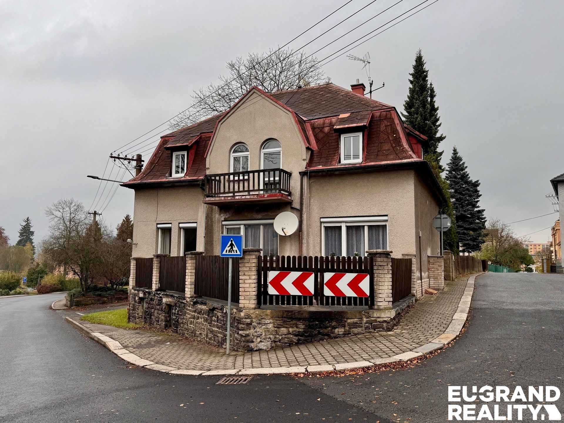 Prodej domu 180 m² - foto 2