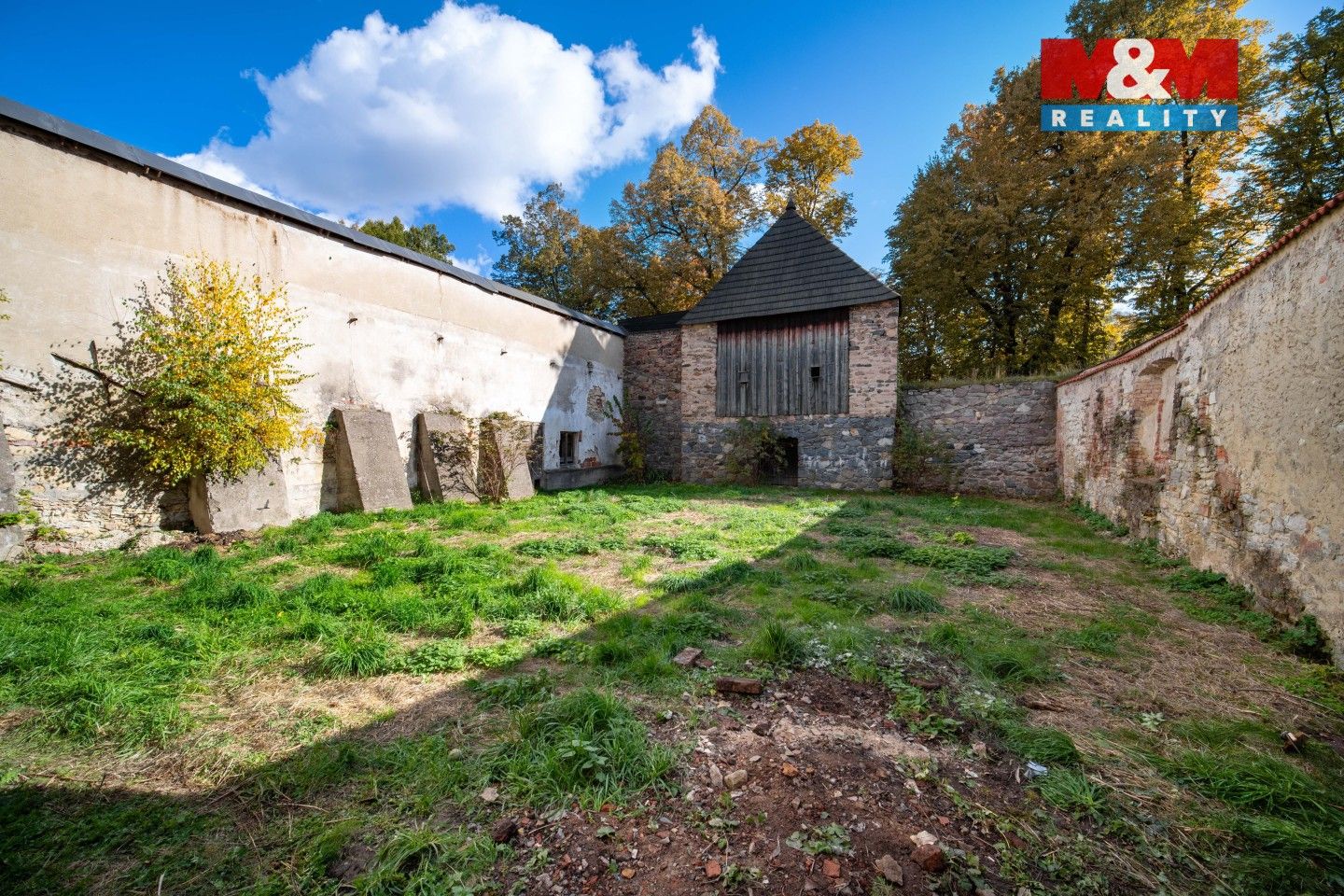 Prodej komerčního prostoru 476 m² - foto 9