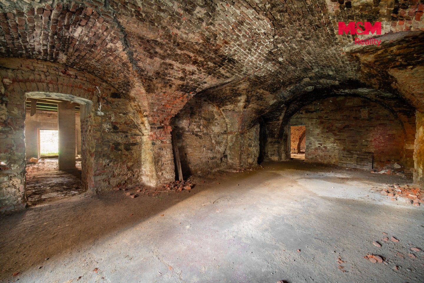 Prodej komerčního prostoru 476 m² - foto 25