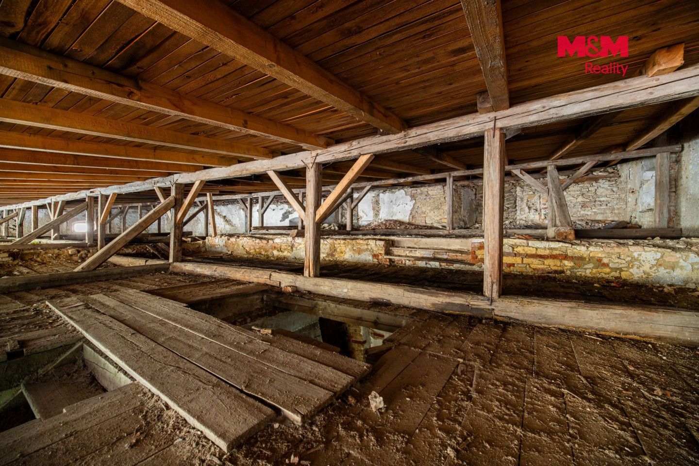 Prodej komerčního prostoru 476 m² - foto 26