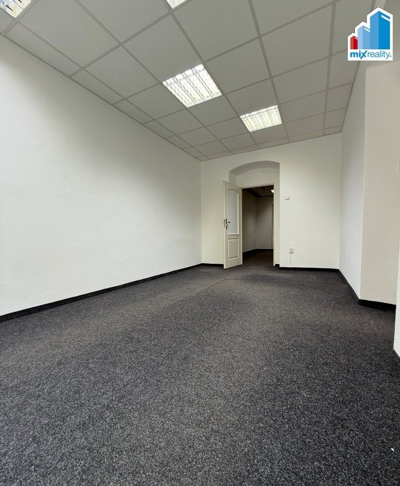 Pronájem komerčního prostoru 70 m² - foto 6