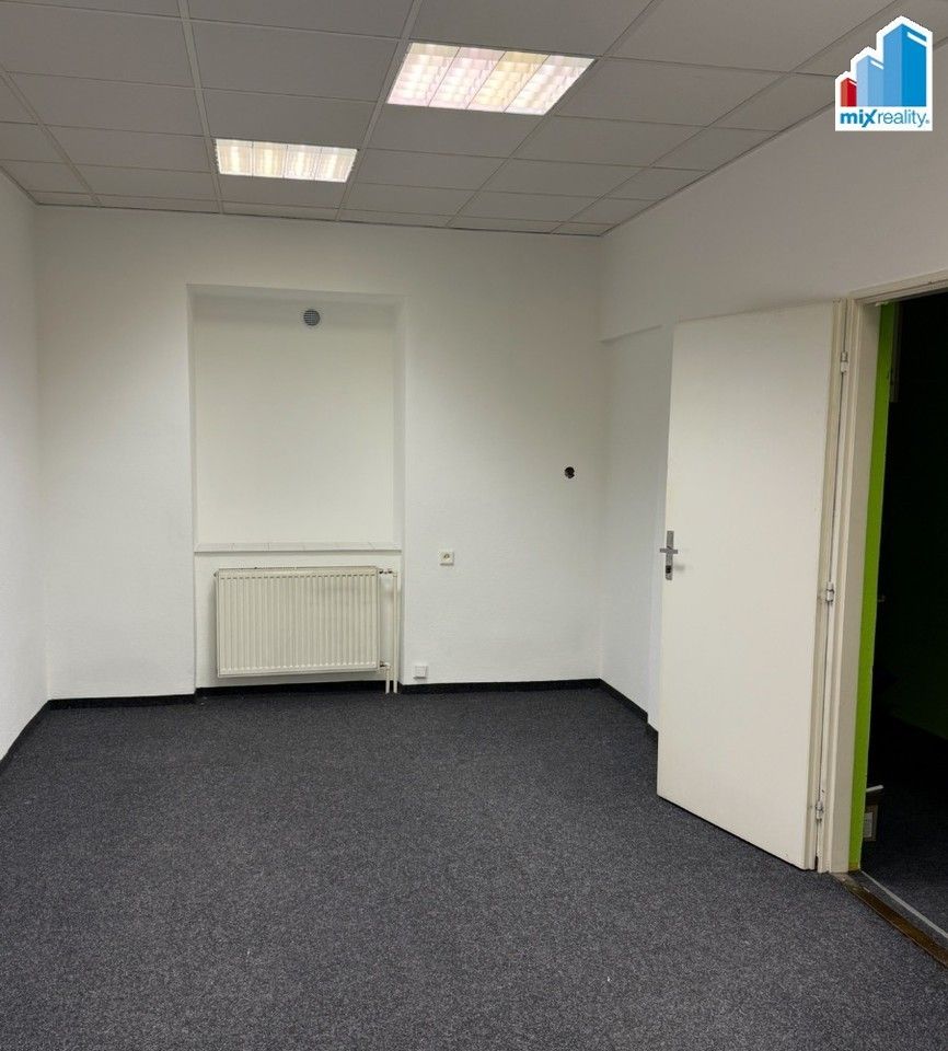 Pronájem komerčního prostoru 70 m² - foto 10