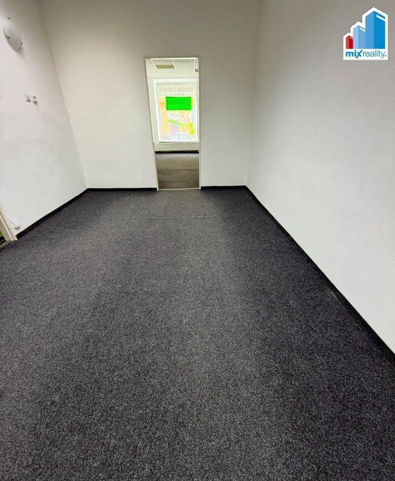 Pronájem komerčního prostoru 70 m² - foto 13