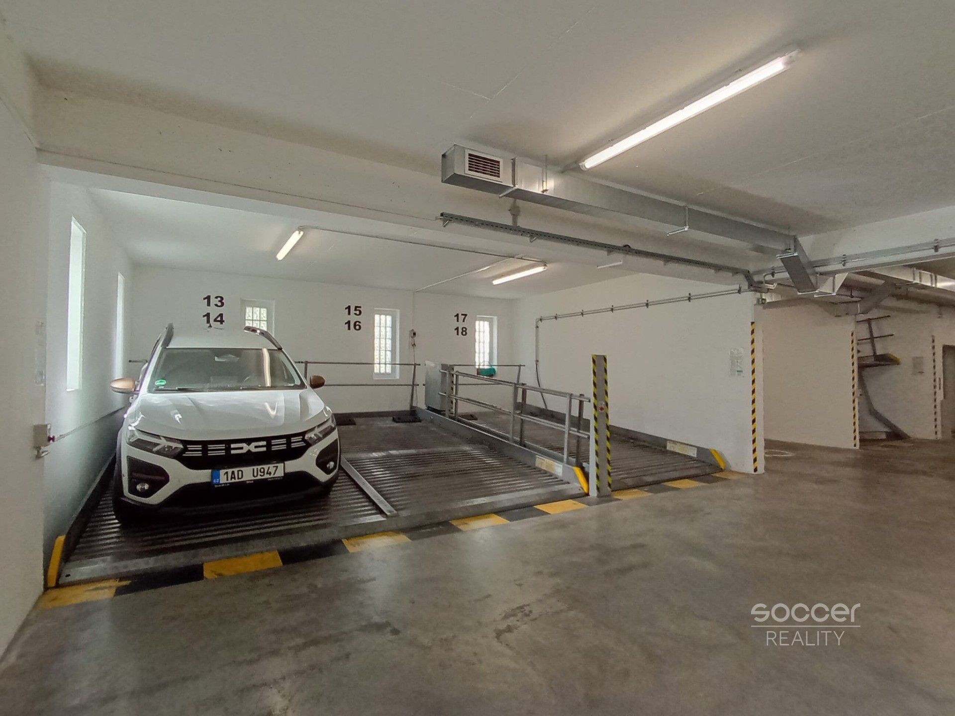 Prodej nemovitosti 13 m² - foto 3
