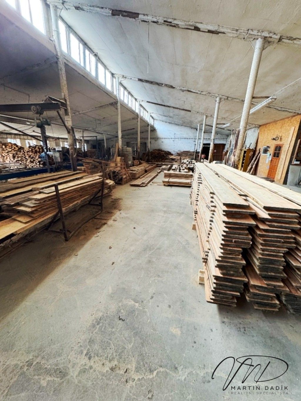 Pronájem komerčního prostoru 200 m² - foto 5