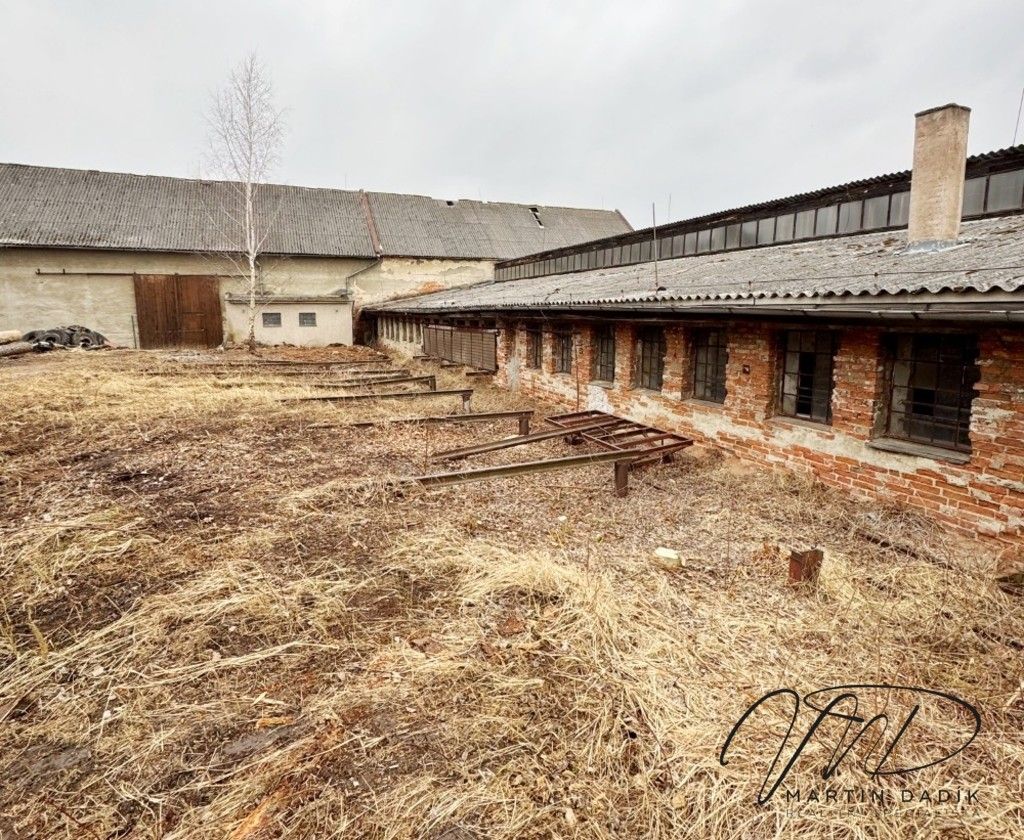 Pronájem komerčního prostoru 200 m² - foto 10