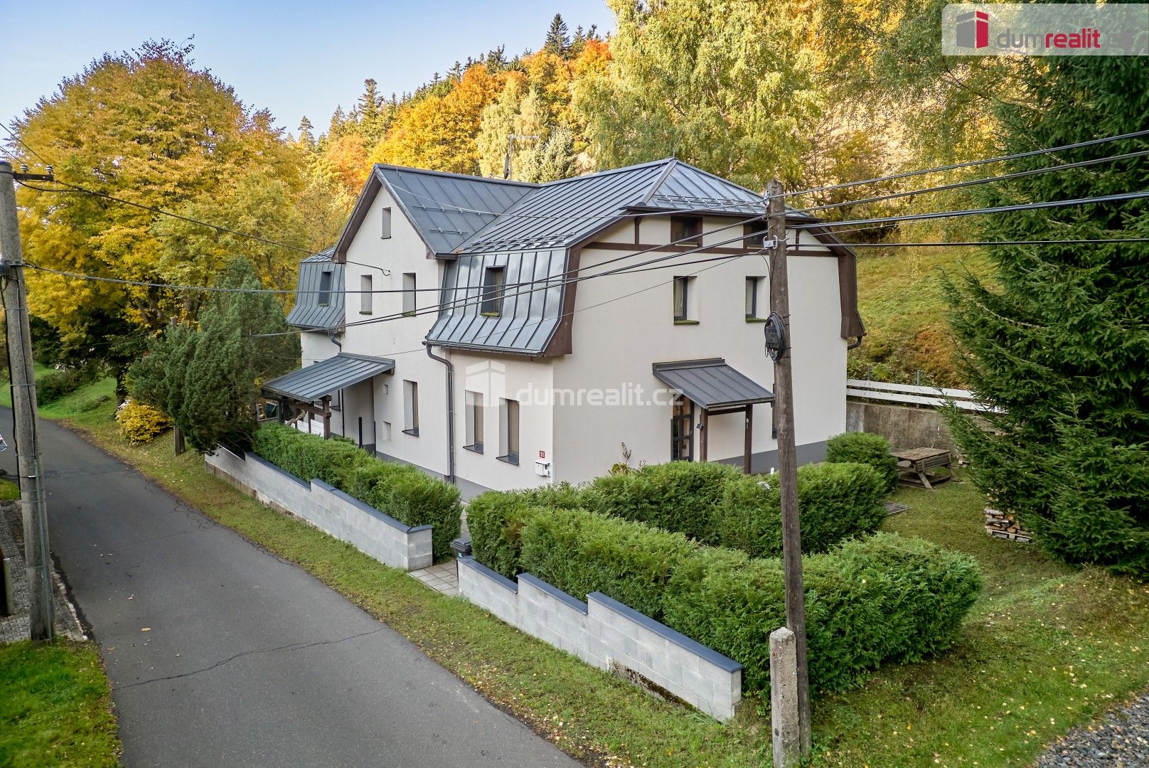 Prodej komerčního prostoru 1526 m² - foto 1