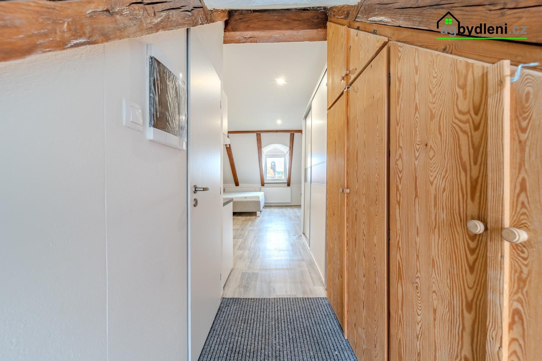 Prodej nemovitosti 305 m² - foto 16