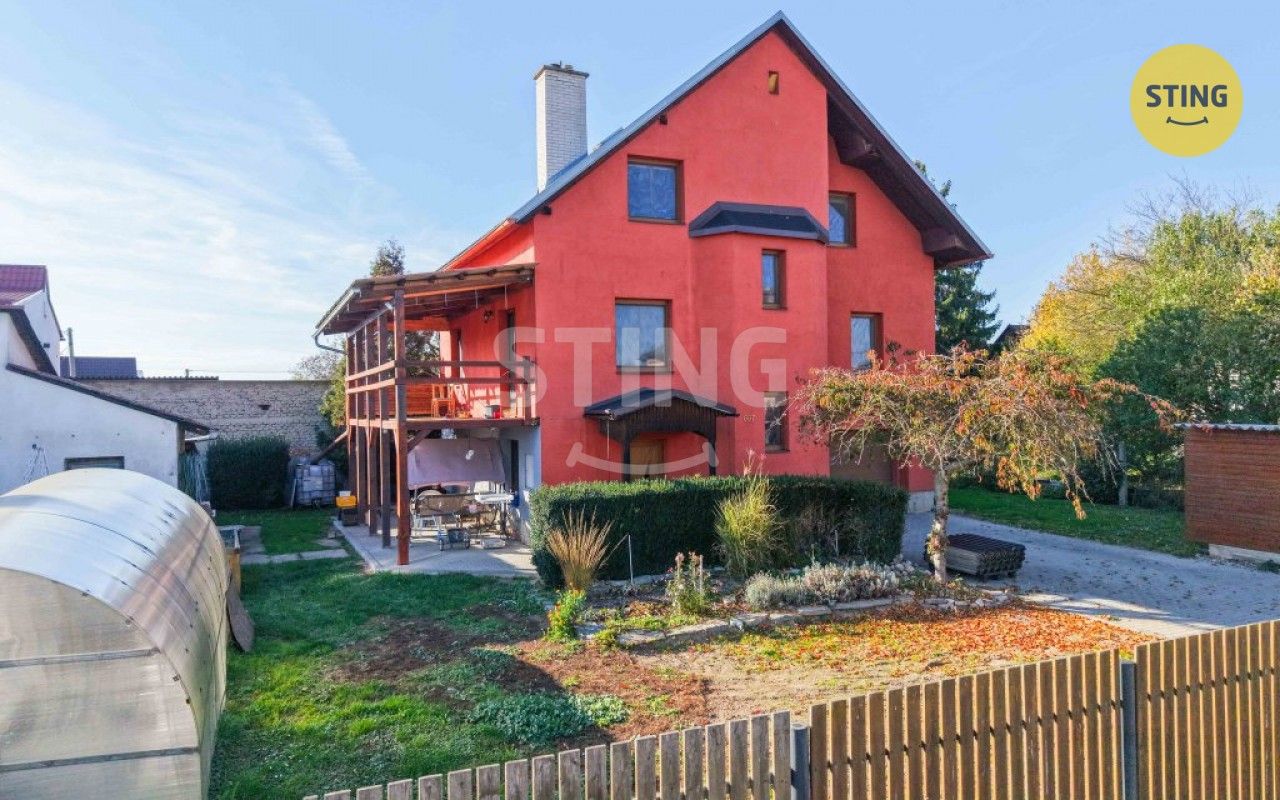 Prodej domu 180 m² - foto 1