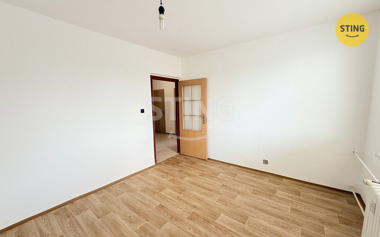 Pronájem bytu 3+1 68 m² - foto 14