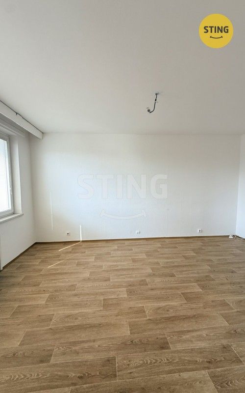 Pronájem bytu 3+1 68 m² - foto 17