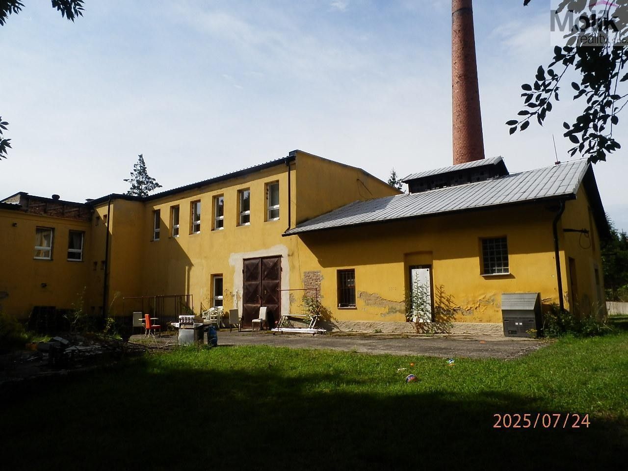 Prodej nemovitosti 1300 m² - foto 1