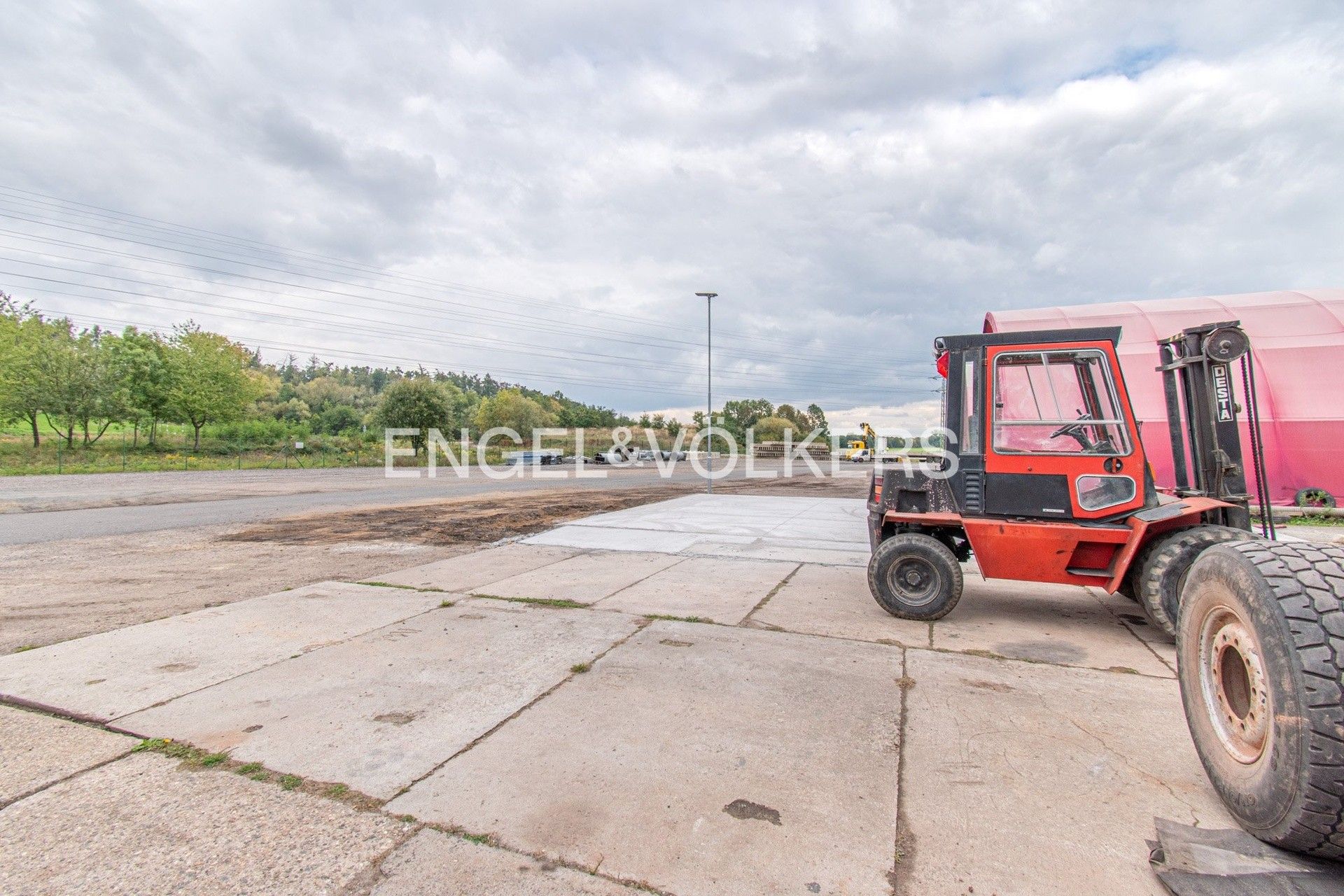 Pronájem pozemku 4050 m² - foto 7