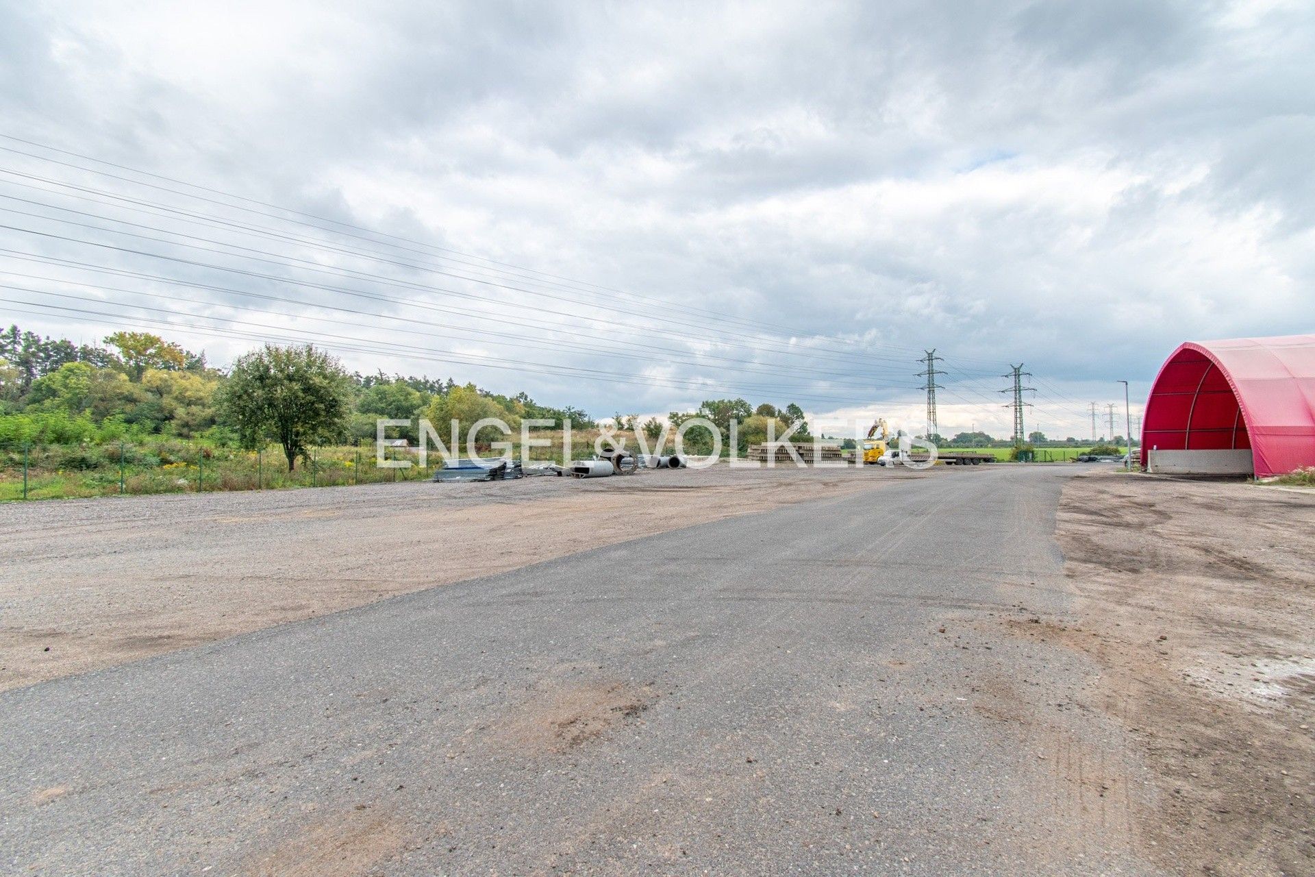 Pronájem pozemku 4050 m² - foto 2