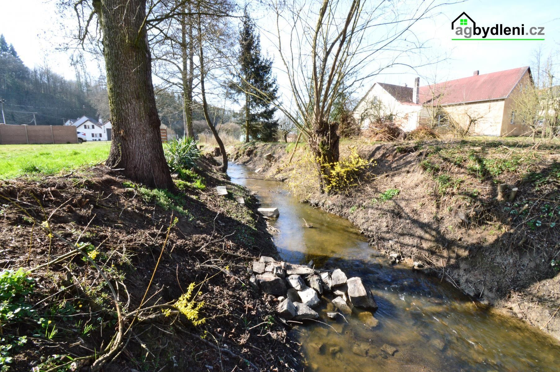 Pronájem pozemku 350 m² - foto 5