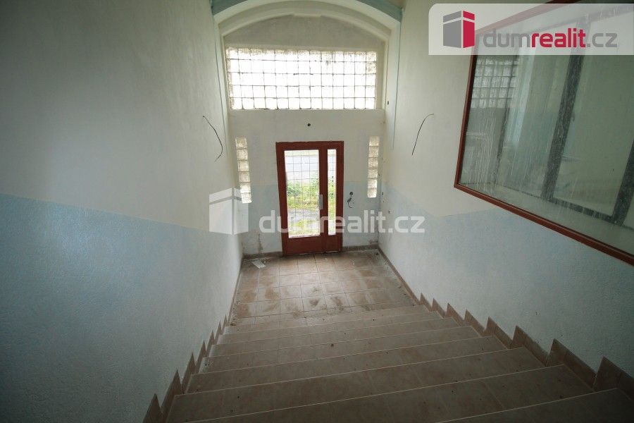 Prodej komerčního prostoru 2000 m² - foto 8