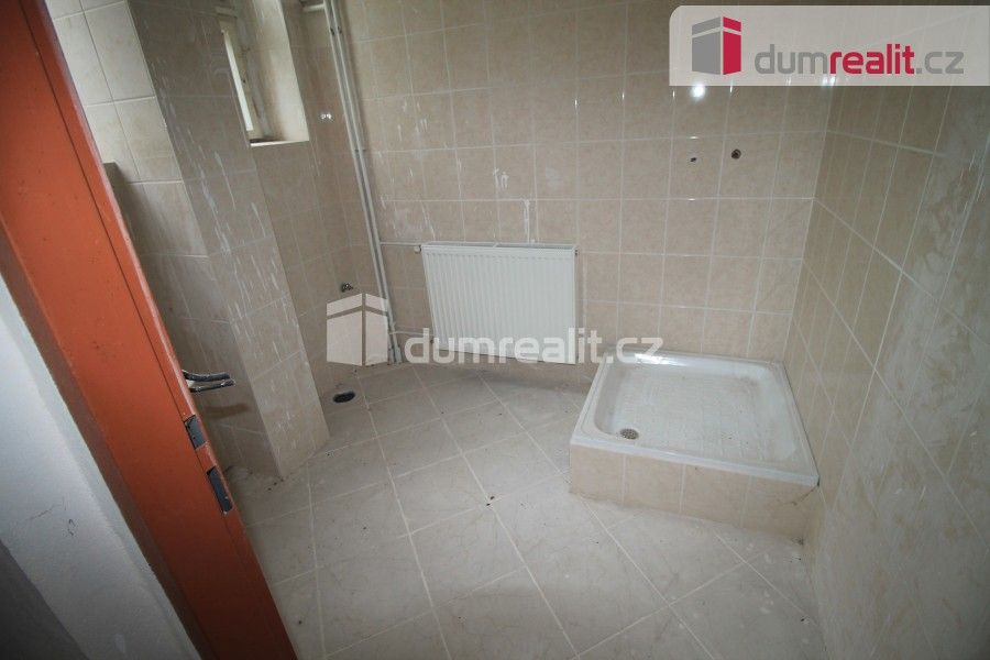 Prodej komerčního prostoru 2000 m² - foto 18