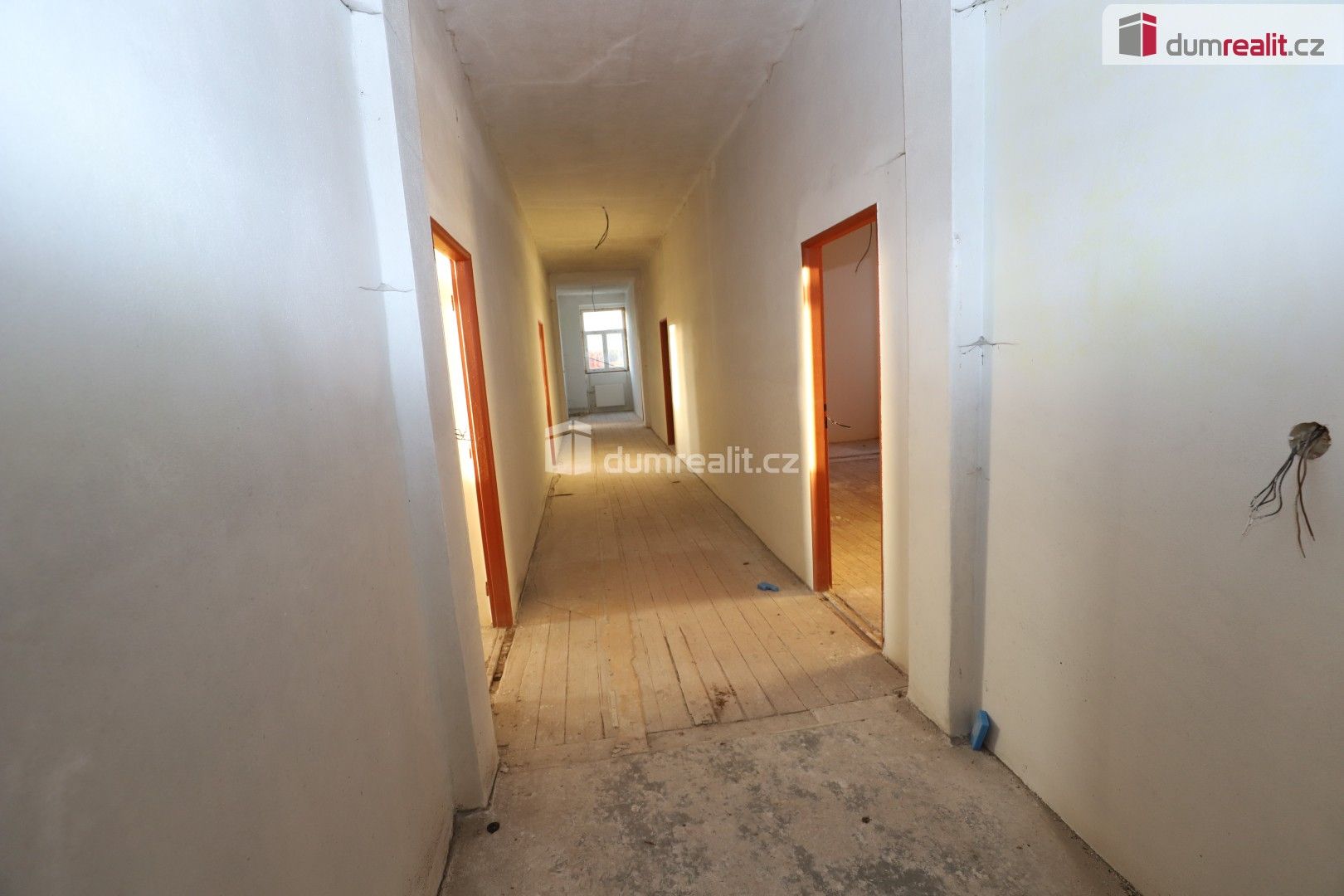 Prodej komerčního prostoru 2000 m² - foto 21