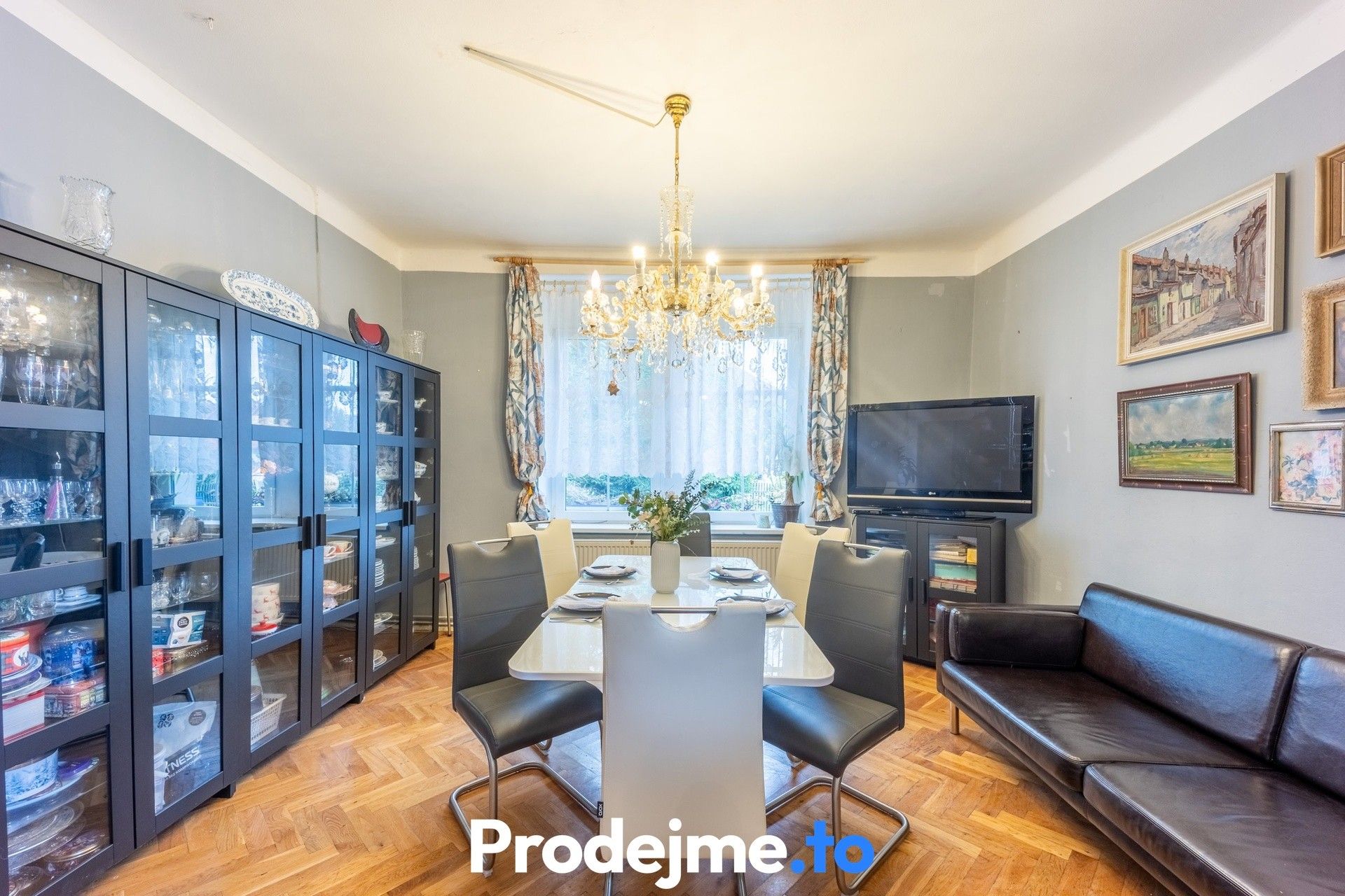 Prodej domu 220 m² - foto 1