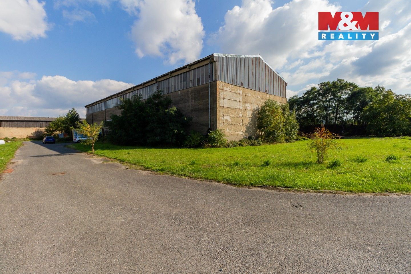 Prodej komerčního prostoru 1220 m² - foto 2